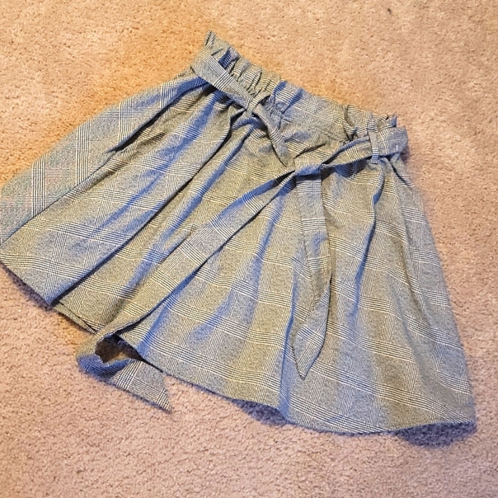 Paper bag mini skirt